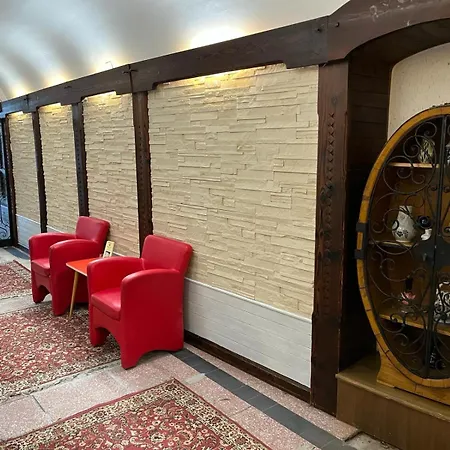 Отель Post 11 3*