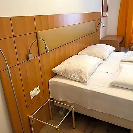 Hotel Post 11 3*