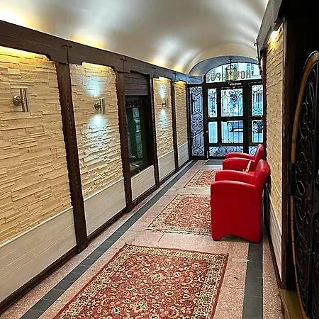 Post 11 Hotel 3*